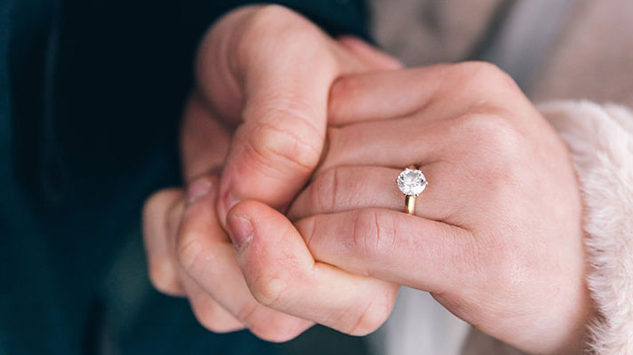Top 10 Reasons Why Should You Buy a Moissanite Engagement Ring