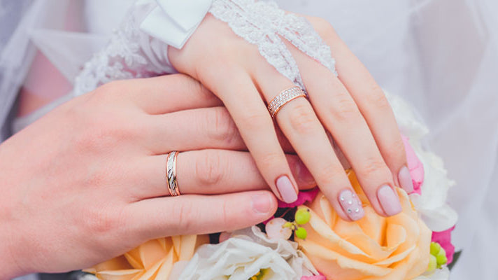 7 Trending Wedding Bands to Watch for This Winter