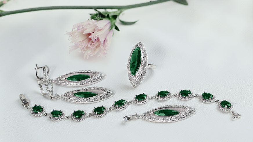 Factors Affecting Price Of Emerald Jewelry